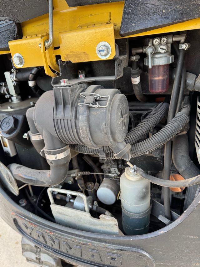 Miniexcavadora YANMAR SV16