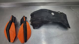 Plásticos ktm 