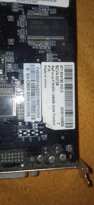 Gráfica Nvidia GeForce FX5200 BCVA-52128 128Mb