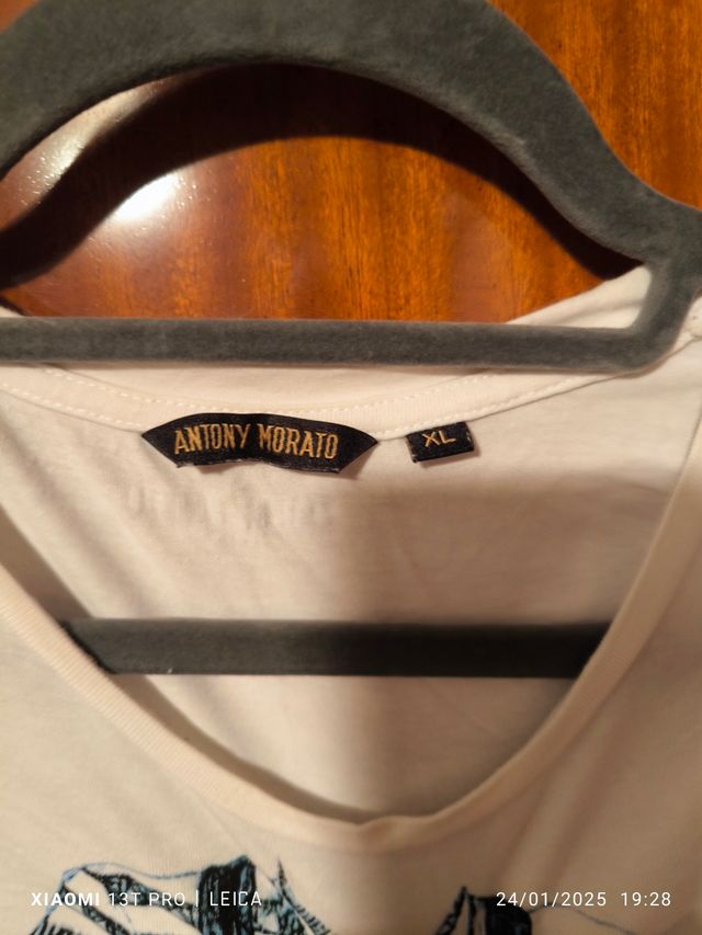 Increíble pak de camisetas Antony morato