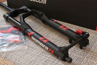 Horquilla 27.5 MARZOCCHI BOMBER Z1 COIL 180 muelle