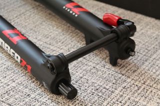 Horquilla 27.5 MARZOCCHI BOMBER Z1 COIL 180 muelle