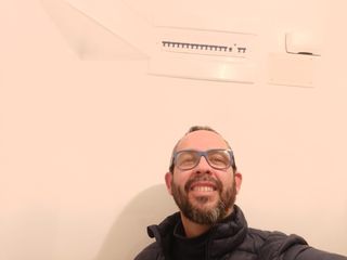 Electricista y mantenimiento | Roberto Sánchez