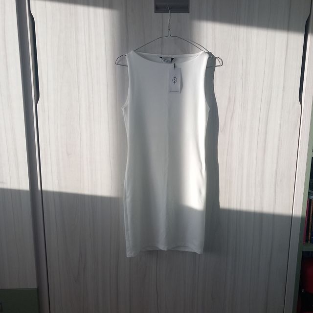 VESTIDO BLANCO DE STRADIVARIUS