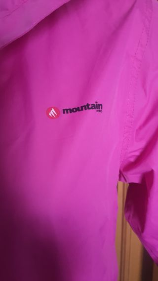 Chubasquero de chica