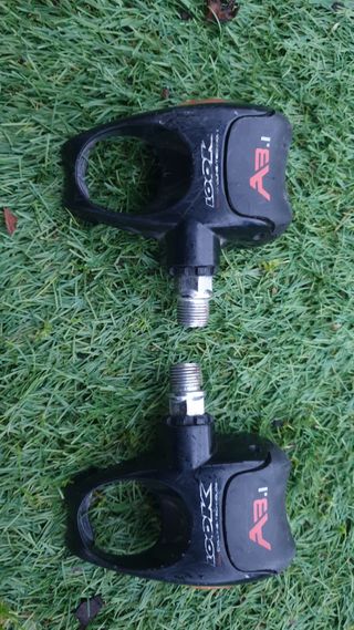 Pedales automáticos look