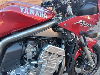 Yamaha FZS 1000