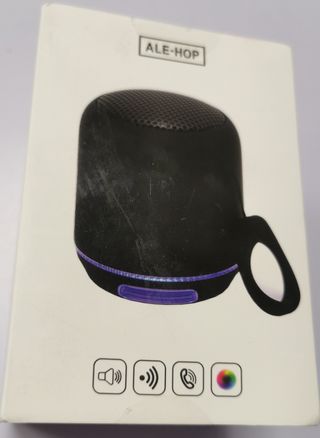 Altavoz redondo con luz led.