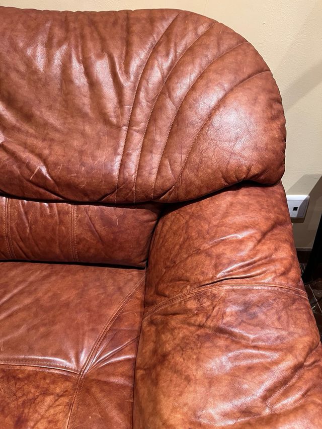Sofá de piel
