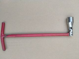 Llave de bujia