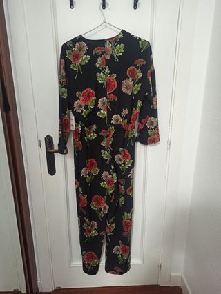 Mono largo con estampado de flores