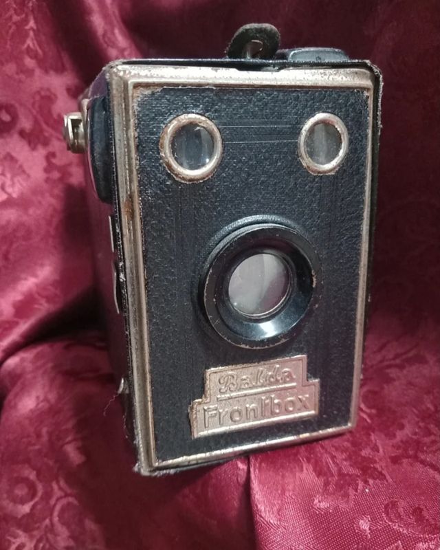 Antigua Cama fotografica Balda Frontbox
