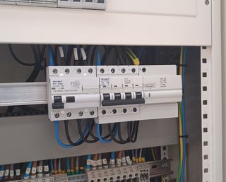 Electricista Homologado | Instalaciones y Reformas
