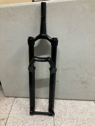 Horquilla 29” Marzocchi  fox bomber Z2 .