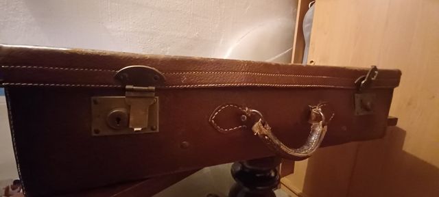 Maleta antigua