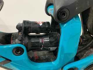 Specialized enduro.cuadro,amortiguador y horquilla