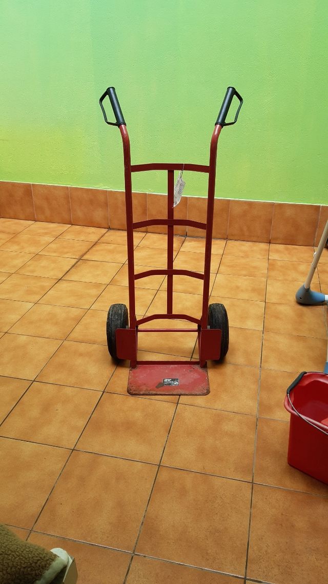Carretilla para transportar en hierro