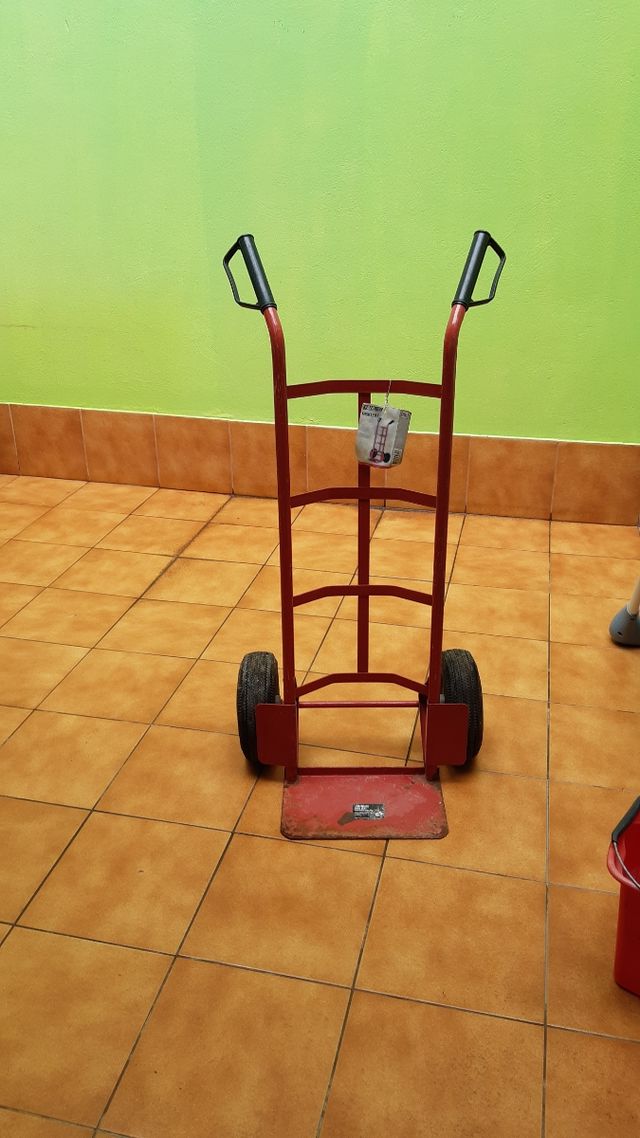 Carretilla para transportar en hierro