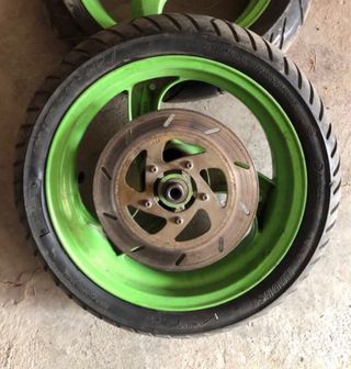 Llanta delantera Piaggio NRG