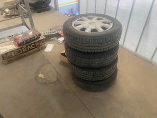 Lantas mini mas neumaticos nuevos goot year