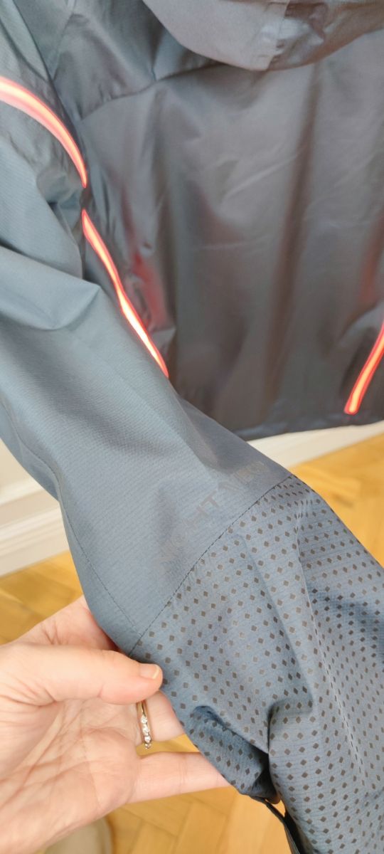 Chaqueta técnica Altura con luz