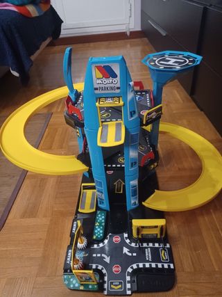 Parking coches Molto