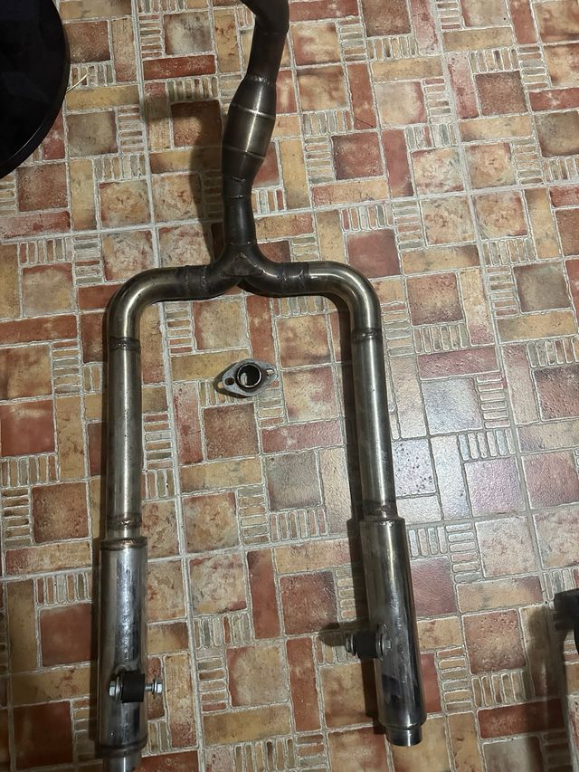 Escape dos salidas pit bike