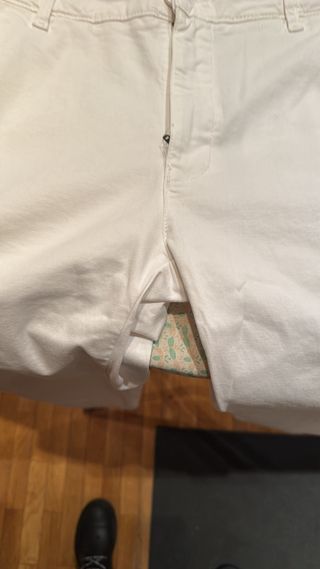 PANTALON CHINO BLANCO DE ZARA 