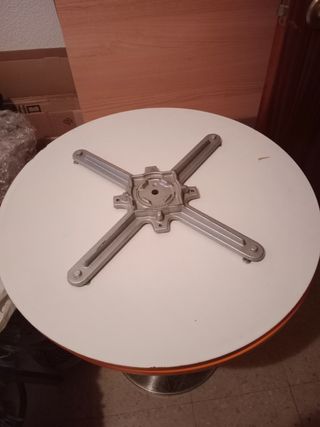 Mesa  dé bar  también tengo taburetes