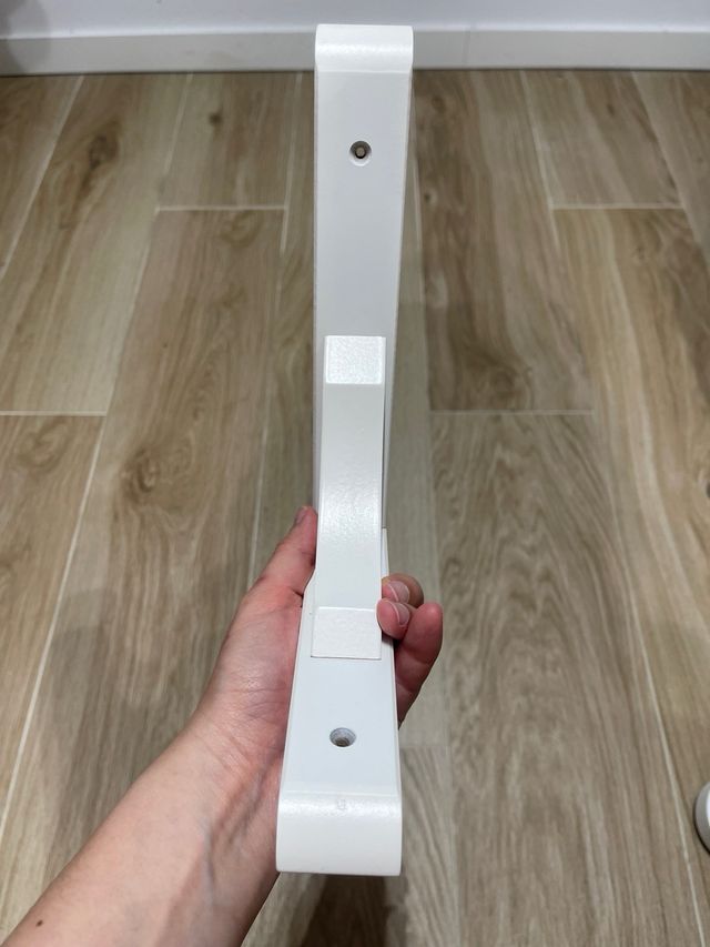 Soporte de pared para estanteria o balda