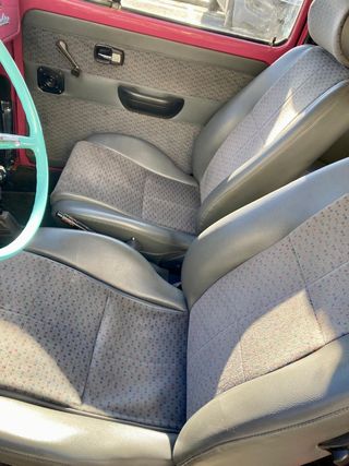 Volkswagen Beetle 2024