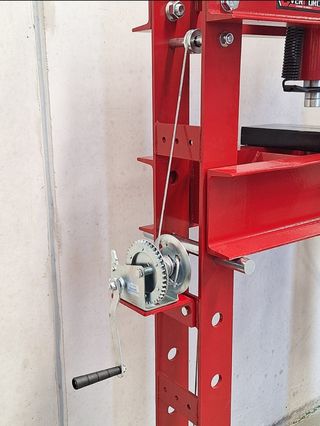 Prensa Hidráulica y sistemas de aire de 50 T