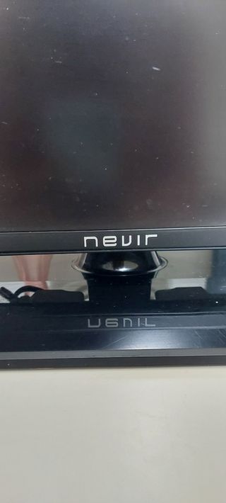 Televisor Nevir Led 24"