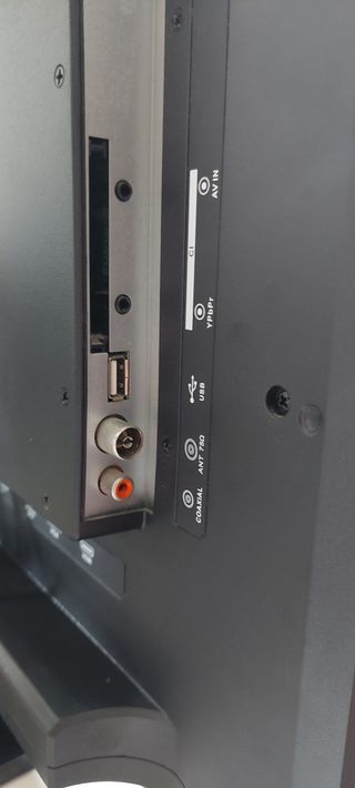 Televisor Nevir Led 24"