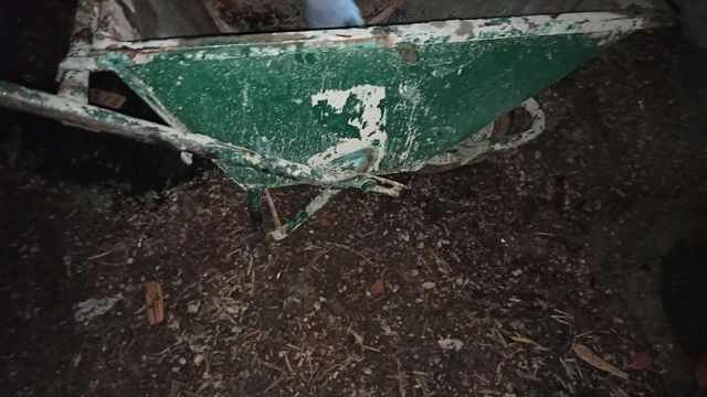 Carretilla de hierro antigua