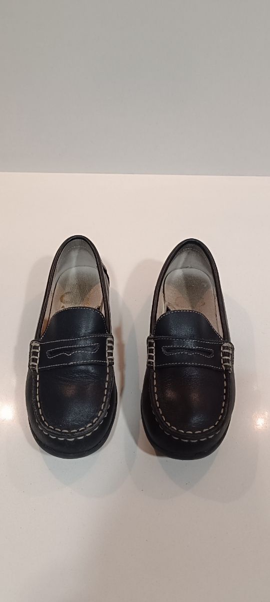 Mocasines piel azul marino. 31