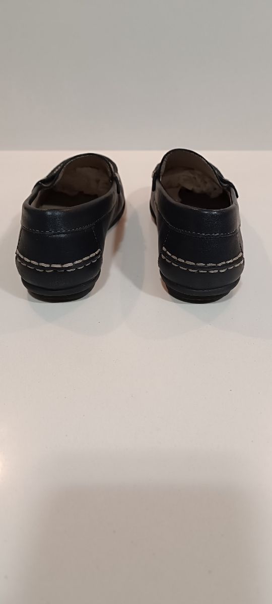 Mocasines piel azul marino. 31