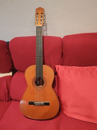 GUITARRA CLASICA