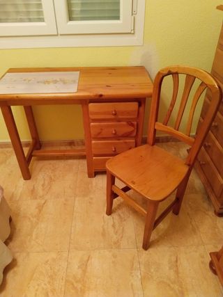Escritorio juvenil con silla
