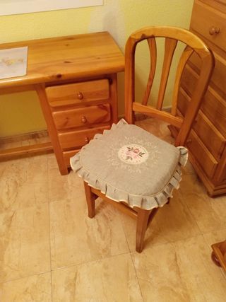 Escritorio juvenil con silla
