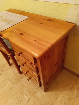 Escritorio juvenil con silla