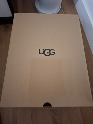 Botas ugg con tres lazos