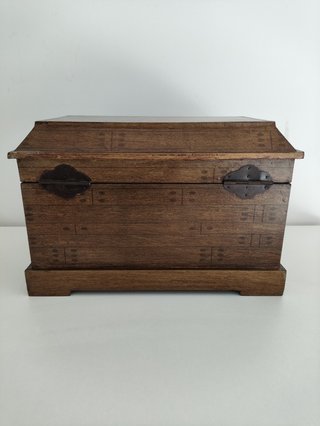 Baúl de madera.