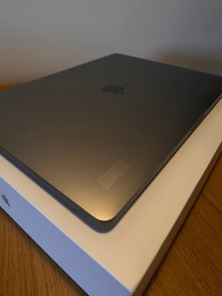Macbook Pro 16”