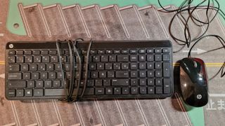 Teclado y ratón HP