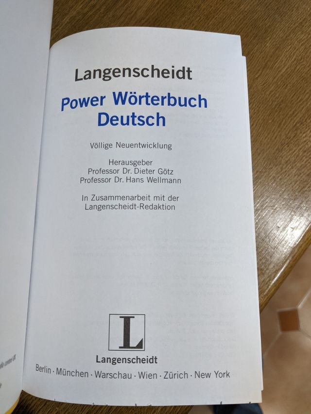 Diccionario Power alemán (German Edition)