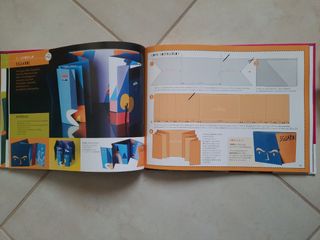 Libri per ragazze,  in regalo burattino