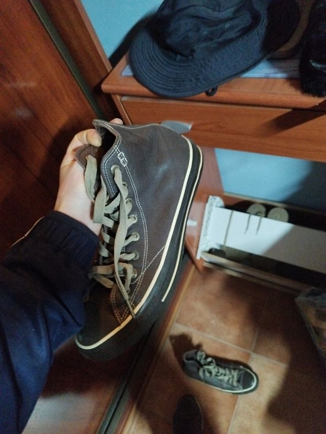Converse de cuero edición limitada