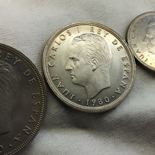 Lote 3 monedas Mundial 82 bonita patina