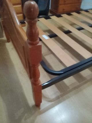 Cama y mesita Provenzal Madera de Pino miel
